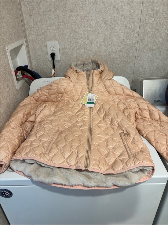 Michael Kors Jackets & Blazers - Michael Kors Light Blush Quilted Hooded Puffer with Faux Fur Lining